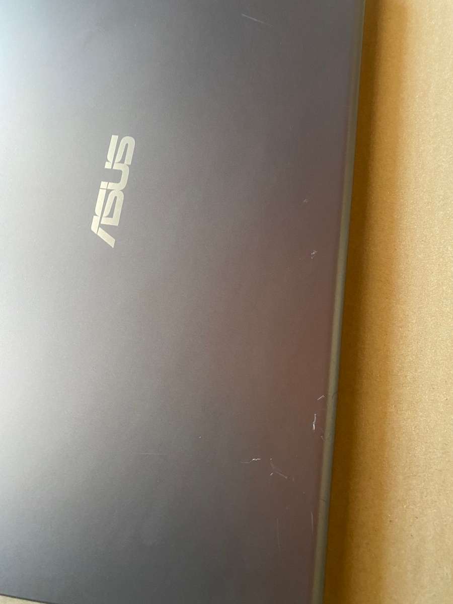 INTEL UHD GRAPHICS ASUS Vivibook X515EA i3 11th GEN 15.6` FHD|15.6`| 8 GB RAM|256 GB SSD|3.00GHZ